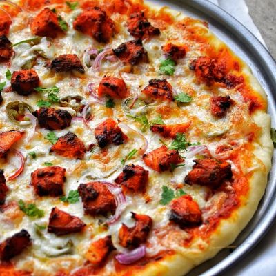 Butter Chicken Pizza