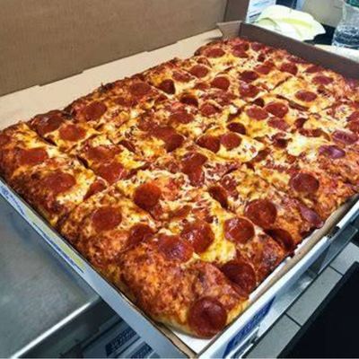 Party Pizza (24 Slices)